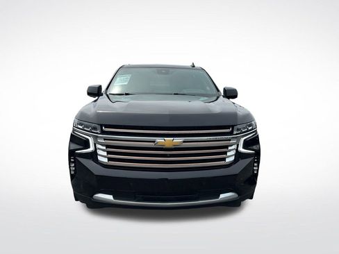 Used 2023 Chevrolet Suburban High Country AWD/4WD image 8