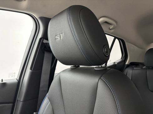 New 2026 Buick Encore GX Sport Touring w/ Advanced Technology Package FWD image 37