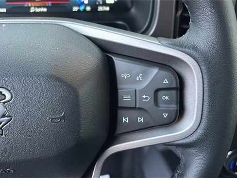 New 2025 Ford Bronco Badlands image 14