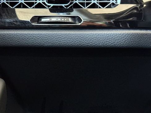 Used 2023 Honda Accord EX-L image 43