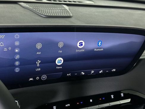 New 2026 Buick Enclave Preferred AWD/4WD image 14