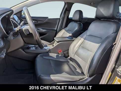 Used 2016 Chevrolet Malibu LT w/ Leather Package FWD image 13