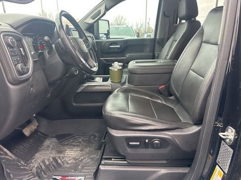 Used 2020 Chevrolet Silverado 2500 LTZ w/ LTZ Premium Package image 4