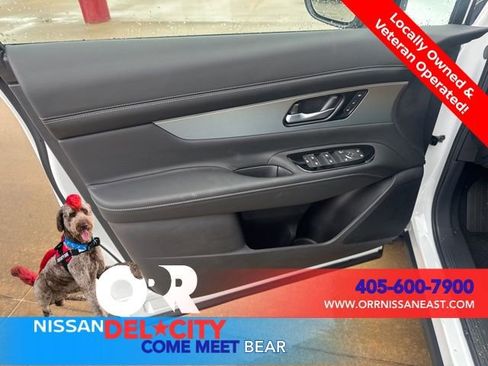 New 2025 Nissan Murano SL w/ Cargo Package AWD/4WD image 13