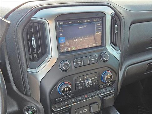 Used 2020 Chevrolet Silverado 1500 LT Trail Boss image 10