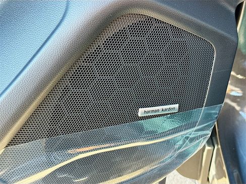 New 2025 Subaru Ascent Touring w/ Popular Package #2 image 17