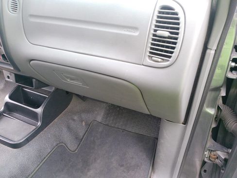 Used 2004 Ford Ranger FX4 image 28