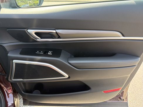 Used 2022 Kia Telluride S FWD image 24