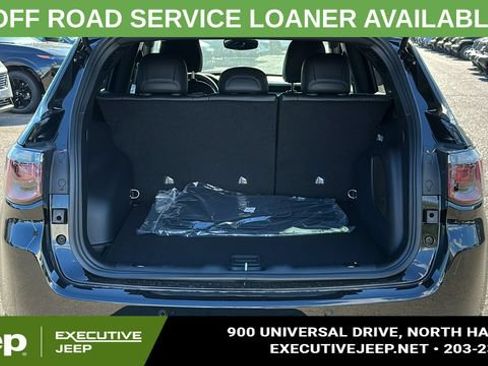 Used 2025 Jeep Compass Limited w/ Sun & Sound Group AWD/4WD image 23