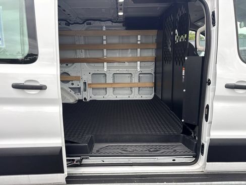 Used 2025 Ford Transit 250 Low Roof w/ Exterior Upgrade Package RWD image 19