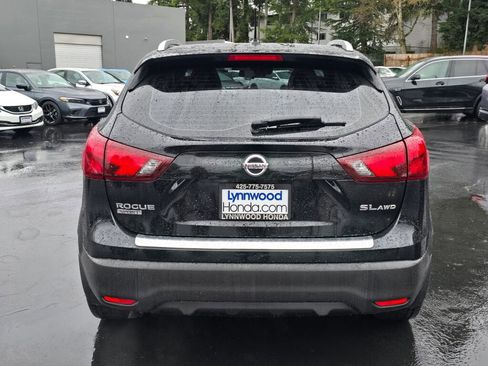 Used 2017 Nissan Rogue Sport SL w/ SL Premium Package image 27