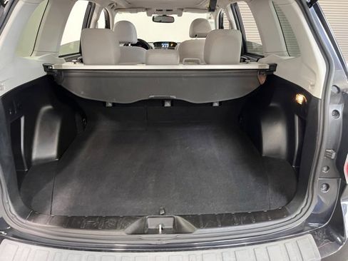 Used 2015 Subaru Forester 2.5i Premium image 16