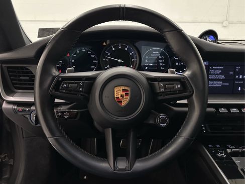 Used 2020 Porsche 911 Carrera image 20