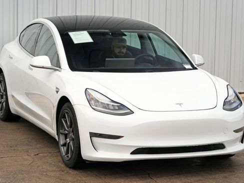 Used 2020 Tesla Model 3 Standard Range Plus image 53