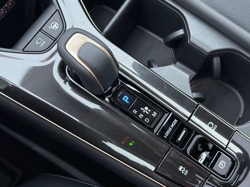New 2026 Toyota Crown Platinum AWD/4WD image 18