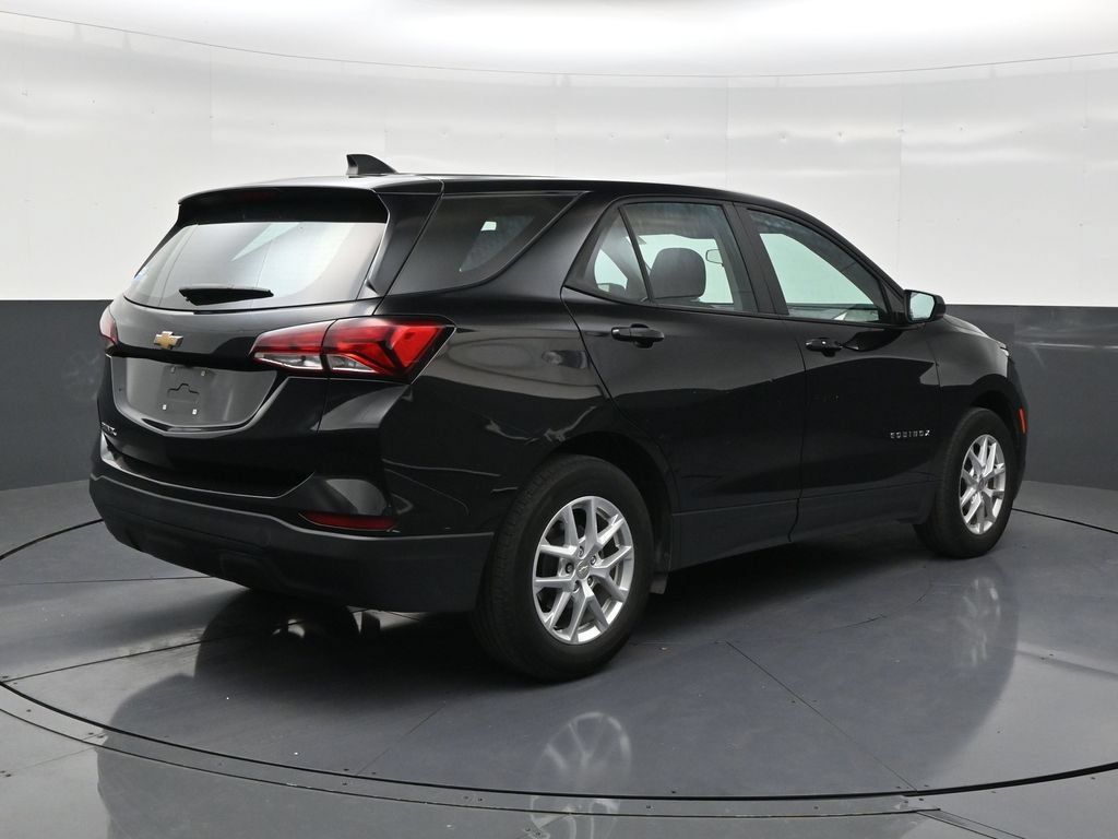 Used 2024 Chevrolet Equinox LS FWD image 5
