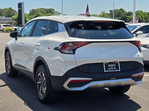 Used 2025 Kia Sportage LX AWD/4WD image 6