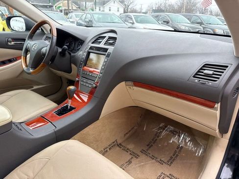 Used 2010 Lexus ES 350 image 15