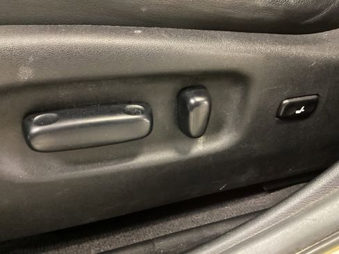 Used 2013 Toyota Highlander SE image 15