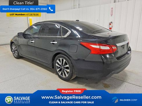 Used 2017 Nissan Altima 2.5 SV FWD image 3