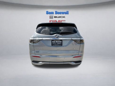 Used 2024 Buick Enclave Avenir image 7
