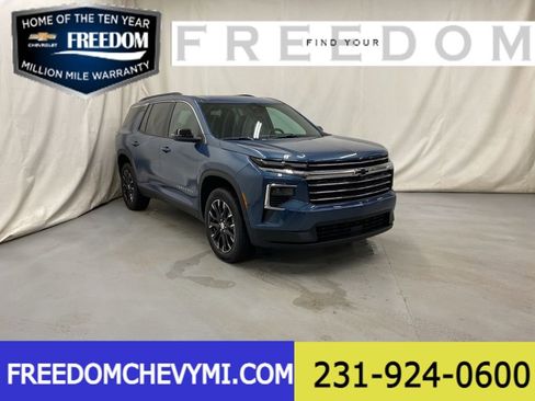 New 2026 Chevrolet Traverse LT w/ Sun and Wheel Package image 1