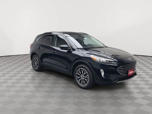 Used 2021 Ford Escape Titanium FWD image 32