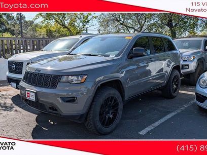 Used 2019 Jeep Grand Cherokee Laredo