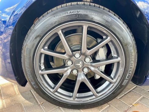 Used 2018 Tesla Model 3 Long Range image 7