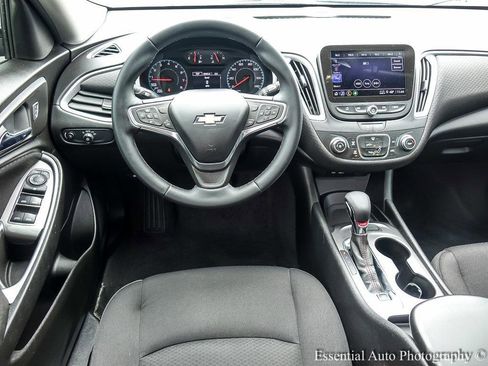 Used 2023 Chevrolet Malibu RS FWD image 19