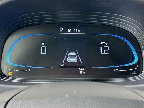 Used 2025 Hyundai Venue SEL image 12