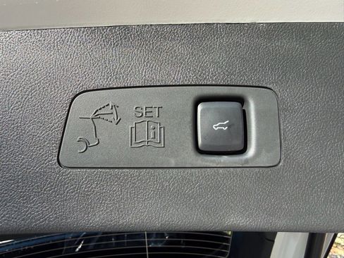 New 2026 Lincoln Corsair Reserve image 18