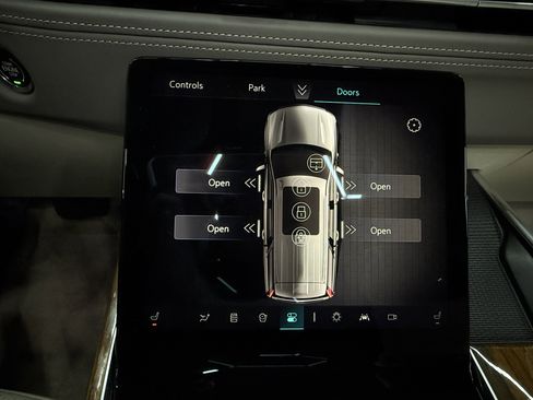 Used 2025 Cadillac Escalade ESV Sport Platinum image 27