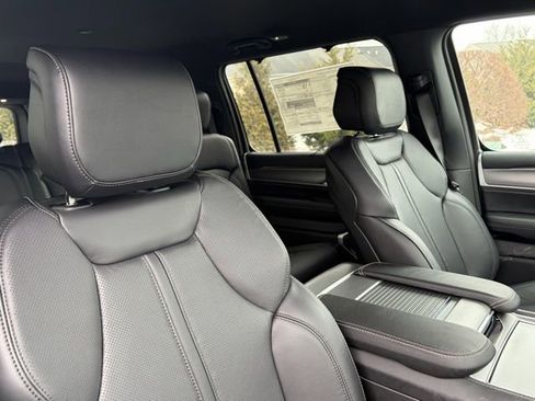 New 2026 Jeep Grand Wagoneer L Limited image 30