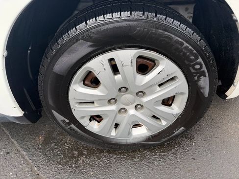 Used 2016 Dodge Journey SE w/ Flexible Seating Group image 7