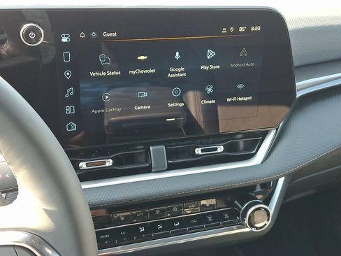 New 2027 Chevrolet Equinox LT w/ Convenience Package II FWD image 8