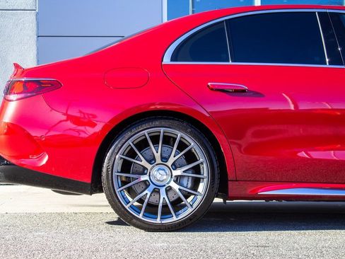 Used 2025 Mercedes-Benz E 53 AMG e 4MATIC Sedan w/ Driver Assistance Package image 6