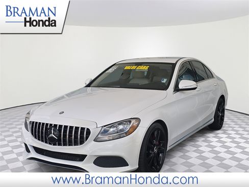 Used 2015 Mercedes-Benz C 300 Sedan image 1