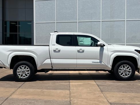 New 2025 Toyota Tacoma SR5 image 3