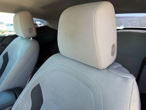 Used 2017 Chevrolet Camaro LT image 18