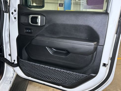 Used 2023 Jeep Wrangler Unlimited Sahara w/ Cold Weather Group image 12