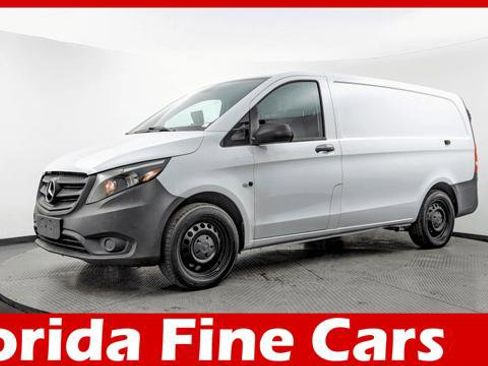 Used 2016 Mercedes-Benz Metris w/ Eco Stop/Start Package image 1