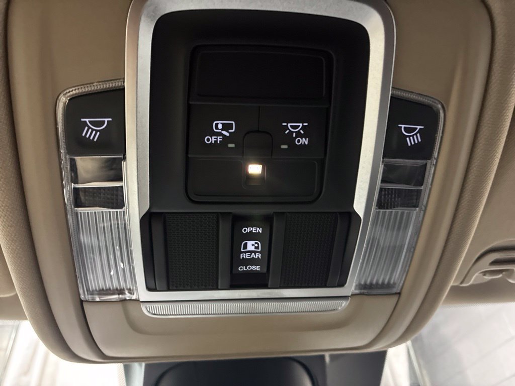 Used 2021 RAM 1500 Laramie AWD/4WD image 20