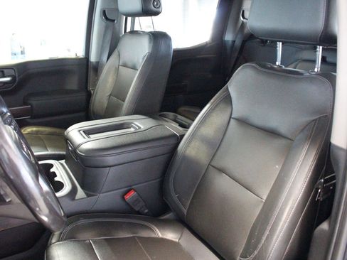 Used 2020 GMC Sierra 1500 SLT w/ SLT Convenience Package image 18
