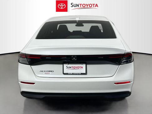 Used 2024 Honda Accord EX image 5
