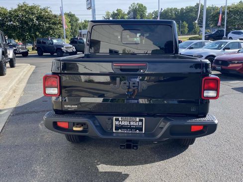New 2026 Jeep Gladiator Sport AWD/4WD image 6