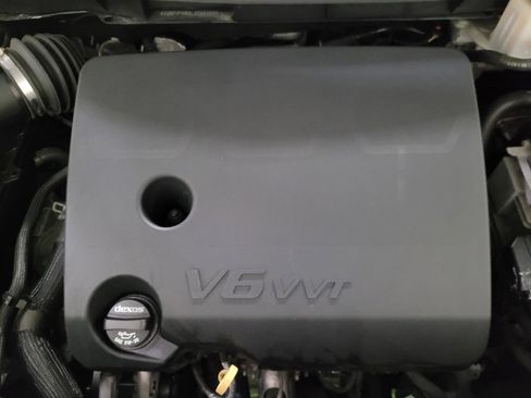 Used 2020 Chevrolet Traverse LS AWD/4WD image 30