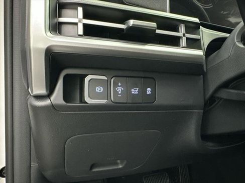 New 2026 Hyundai Santa Fe SE image 31