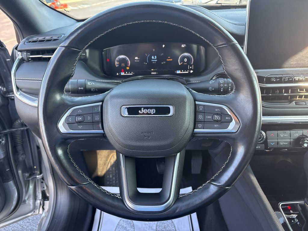 Used 2022 Jeep Compass High Altitude AWD/4WD image 15