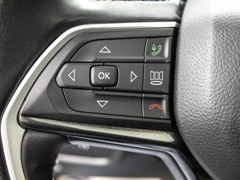 Used 2023 Jeep Grand Cherokee Altitude image 20